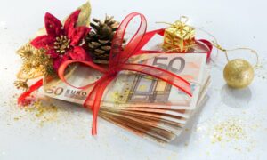 Δώρο Χριστουγέννων 2023: Ποιοι θα πληρωθούν νωρίτερα