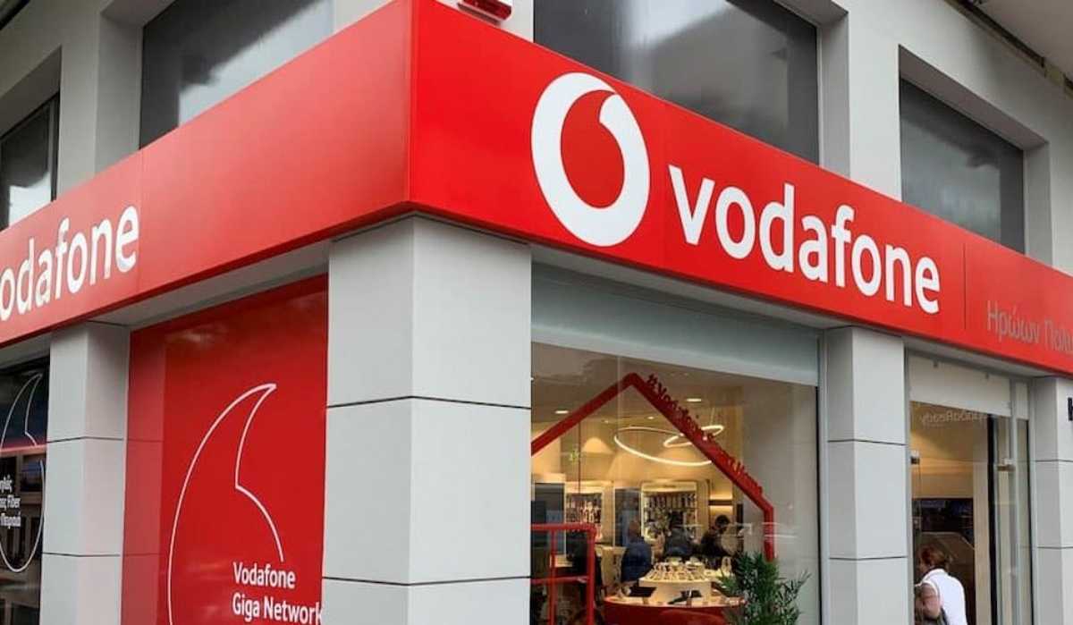 Vodafone: Τρομερή προσφορά για όλους - Δώρο και για efood