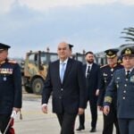 Ν. Δένδιας-Ζ. Μπορέλ: Επισκέφθηκαν το Στρατηγείο της επιχείρησης «ΑΣΠΙΔΕΣ»