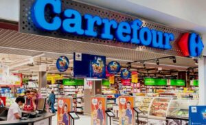 Carrefour: Μεγάλη κίνηση – Πανικός σε Βασιλόπουλο, MyMarket, Σκλαβενίτη