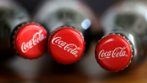 Coca Cola: Νέες θέσεις εργασίας σε 32 περιοχές – Πώς θα στείλετε βιογραφικό