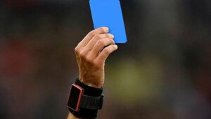 Telegraph: Ανεστάλη η εφαρμογή της μπλε κάρτας