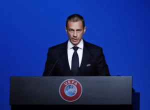 UEFA: Ανοίγει ο δρόμος για τέταρτη θητεία του Τσέφεριν