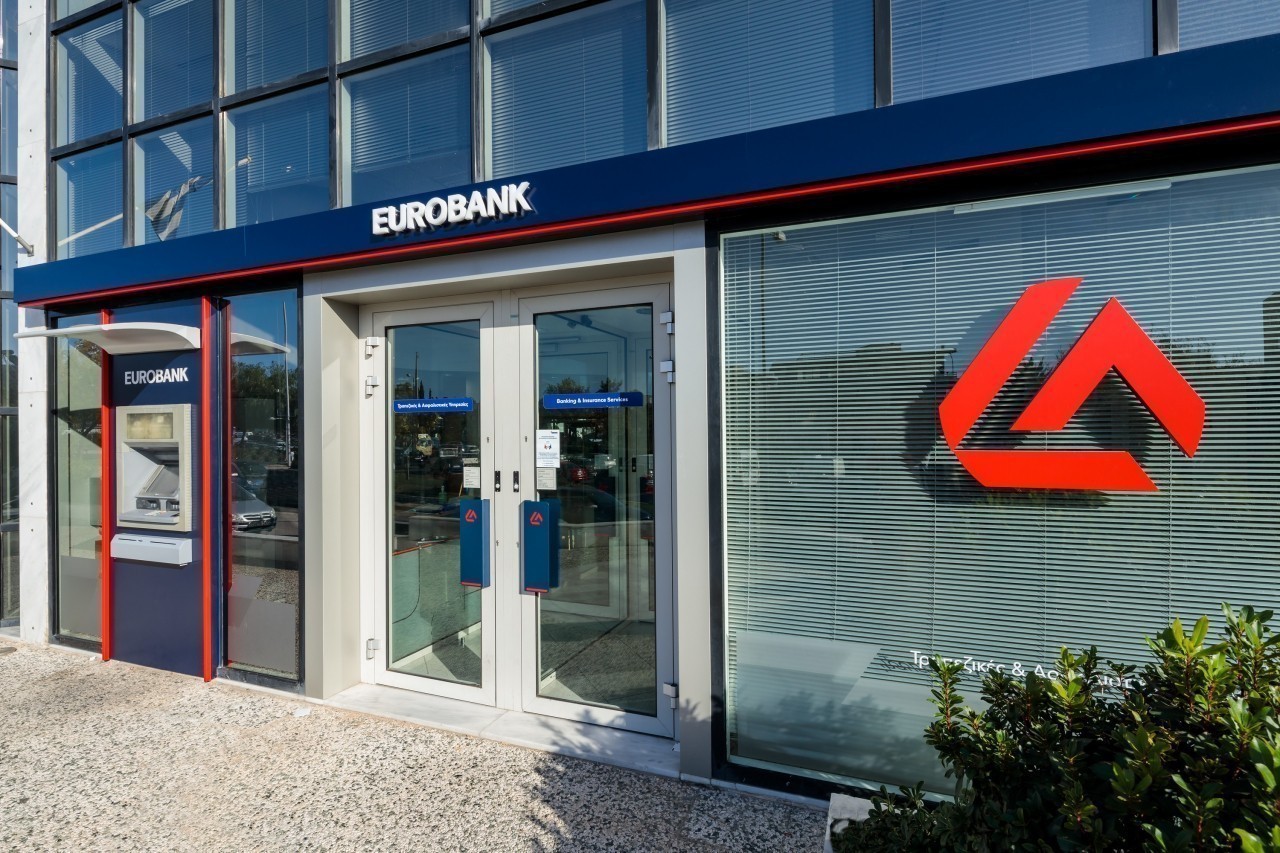 Eurobank: Άνοιξαν νέες θέσεις εργασίας - Οι ειδικότητες