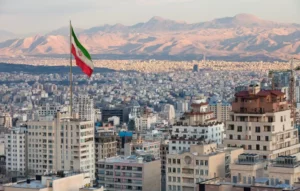 Τεχεράνη: Θα απαντήσουμε σε περίπτωση αμερικανικής επίθεσης στα εδάφη μας