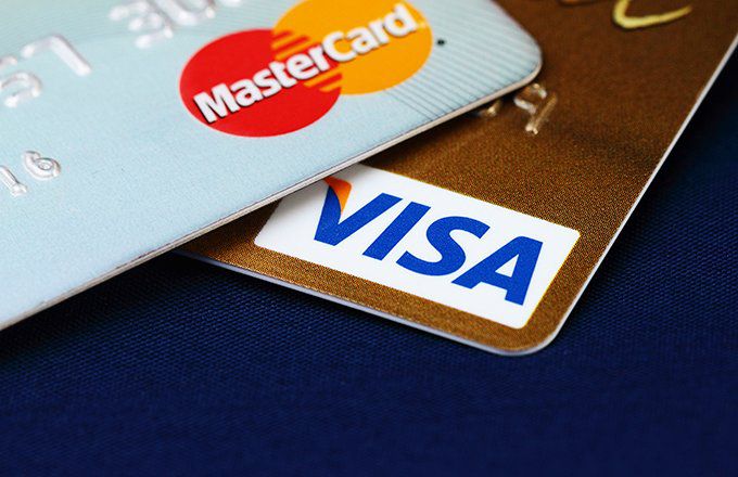 Πληρωμές με κάρτα: Ξεχάστε όσα ξέρατε, τι αλλάζουν Visa και Mastercard