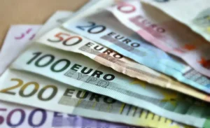Νέο voucher pass έως 300 ευρώ σε 35.000 δικαιούχους – Δωρεάν εγγραφές