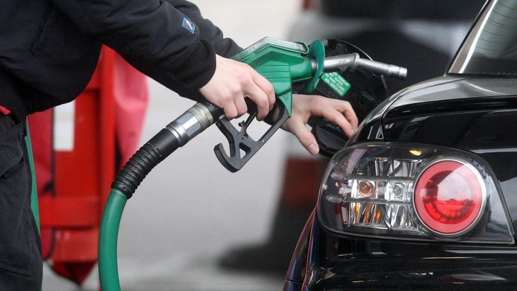 Ανατροπή με νέα πληρωμή Fuel Pass - Ποιοι παίρνουν το επίδομα βενζίνης