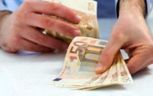 Συντάξεις: Νέες αυξήσεις έως 218 ευρώ – Ποιοι οι δικαιούχοι