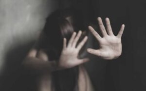 Σοκ! 47χρονος κατηγορείται για σεξουαλική παρενόχληση των ανήλικων παιδιών του