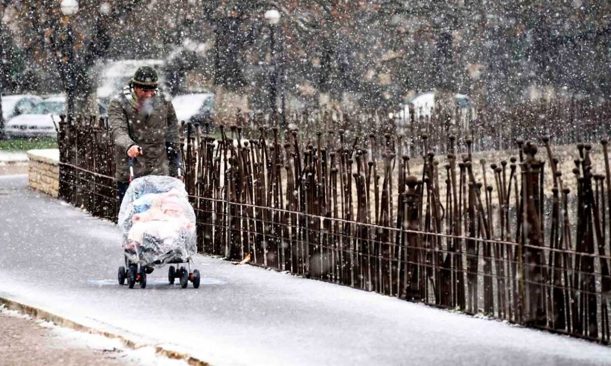 Μερομήνια: Ο καιρός Χριστούγεννα και Πρωτοχρονιά - Πού θα χιονίσει