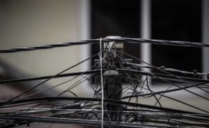 Ρεύμα: Η αύξηση στα τιμολόγια και οι νέες επιδοτήσεις στους λογαριασμούς