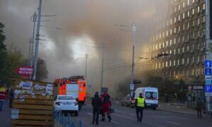 Σε συναγερμό ολόκληρη η Ουκρανία μετά από εκρήξεις στο Κιέβο