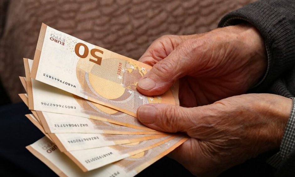 Τριπλή πληρωμή εντός τριών ημερών - Γιορτές με γεμάτες τσέπες