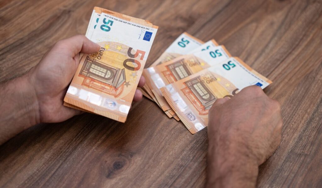Συντάξεις Αυγούστου 2025